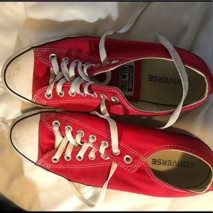 Low top red converse